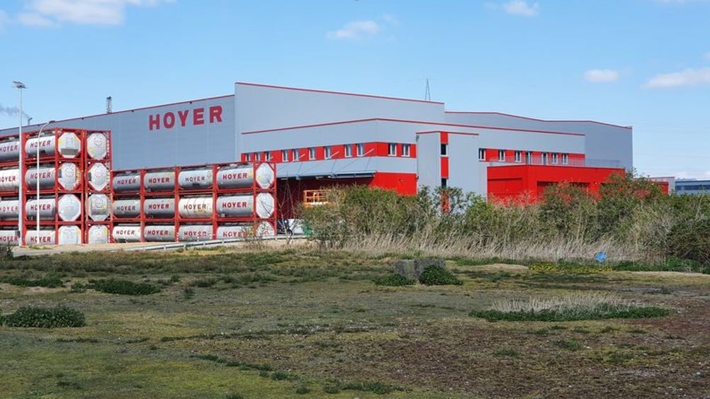 Hoyer; Chemielogistiek; Gecombineerd vervoer; Intralogistiek; Magazijnlogistiek